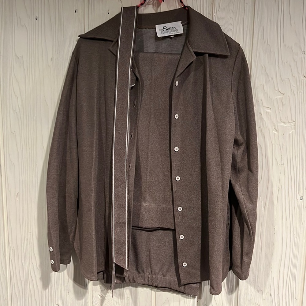 VINTAGE PANT SUIT! Susan Thomas Jacket and wide leg pants with belt size 12